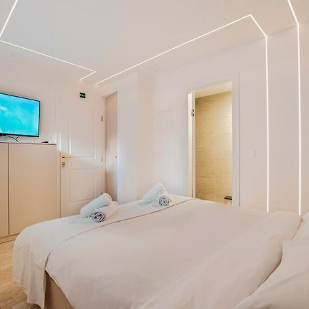 Style Rooms Split Exterior foto