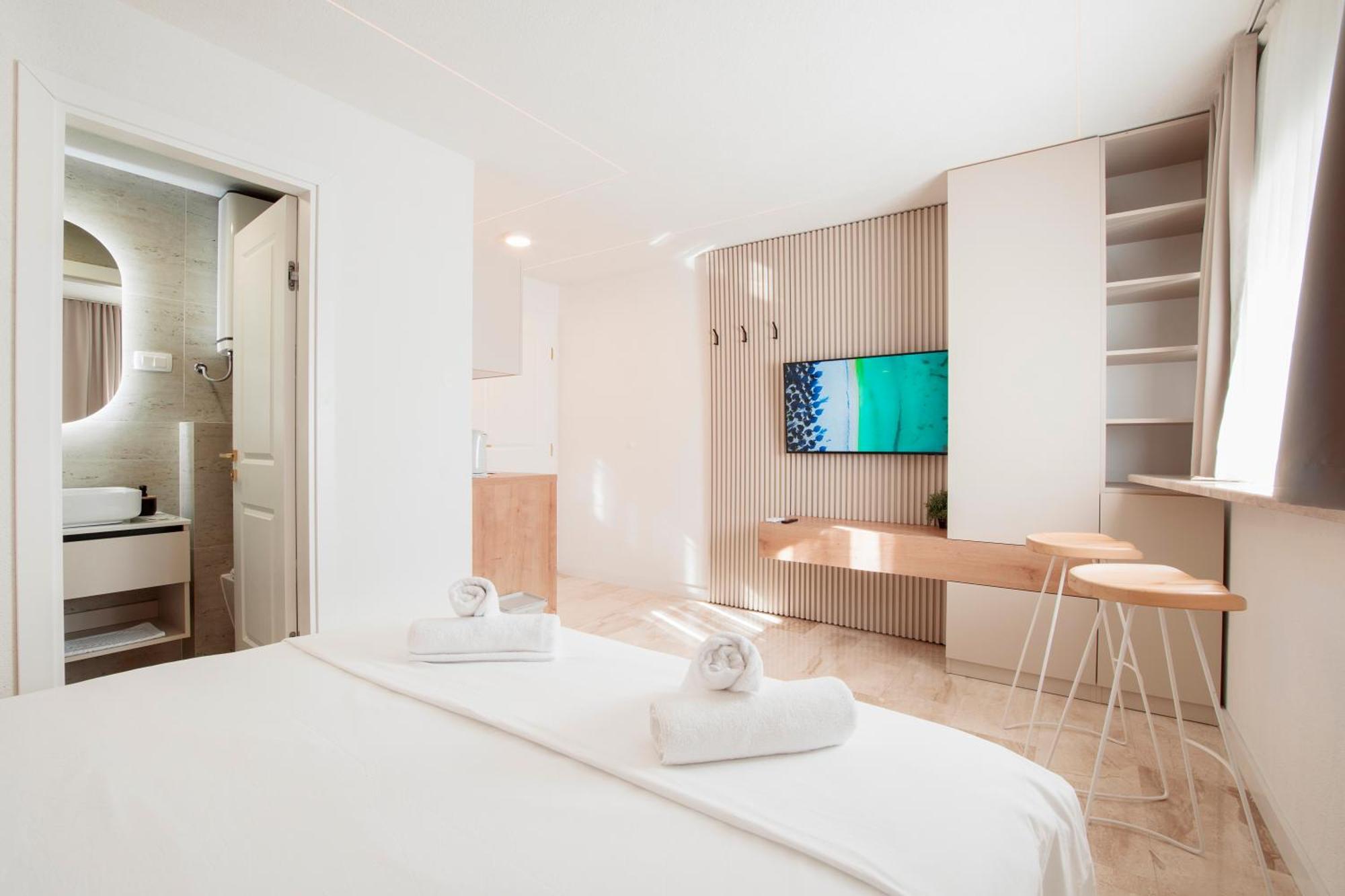 Style Rooms Split Exterior foto